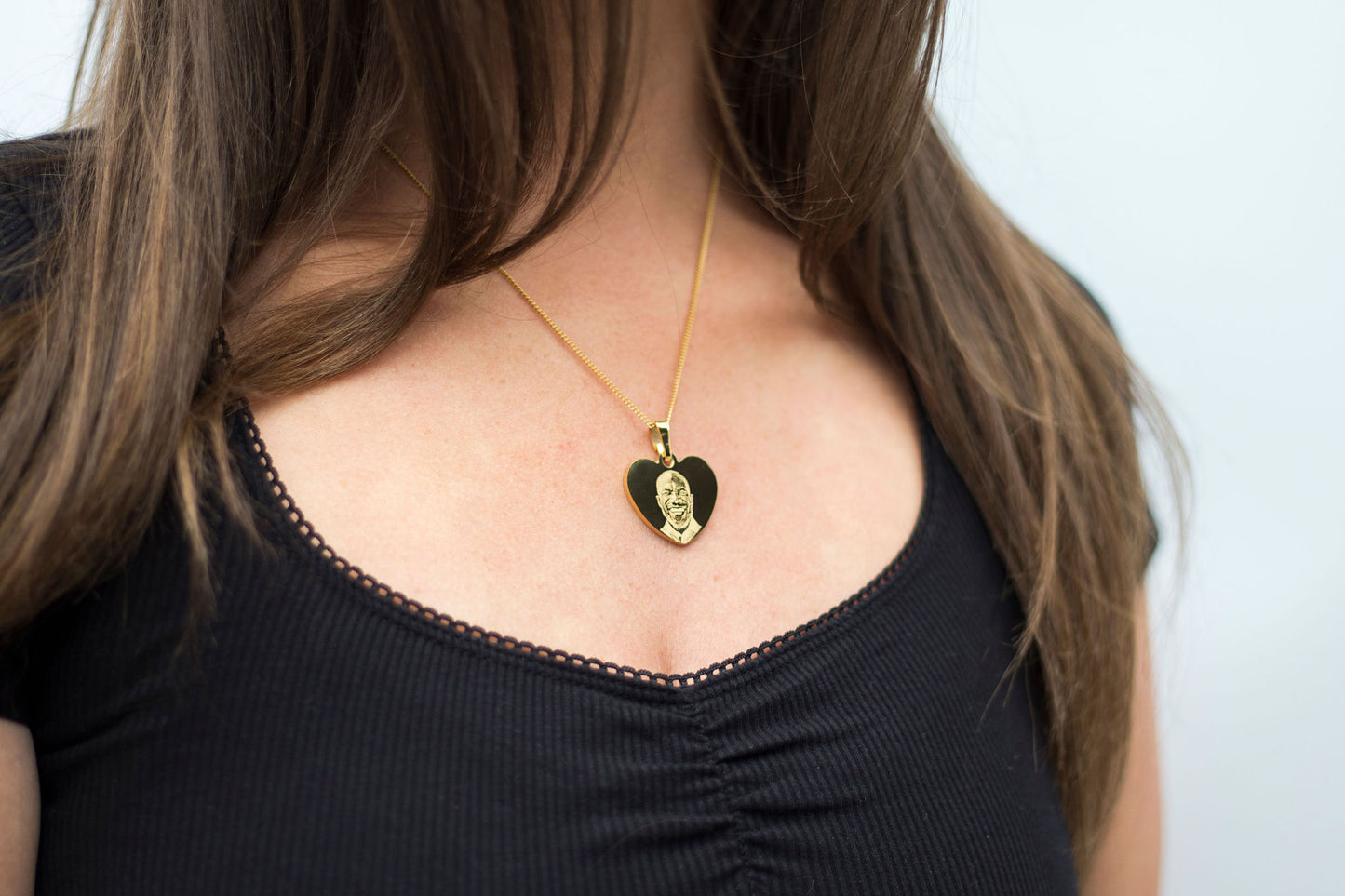 Gold classic photo engraved heart pendant necklace