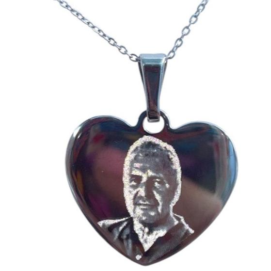 Photo engraved classic heart pendant necklace