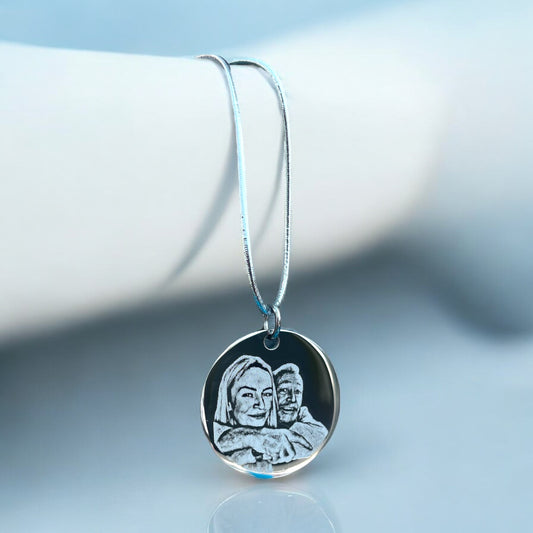 Car charm photo engraved pendant