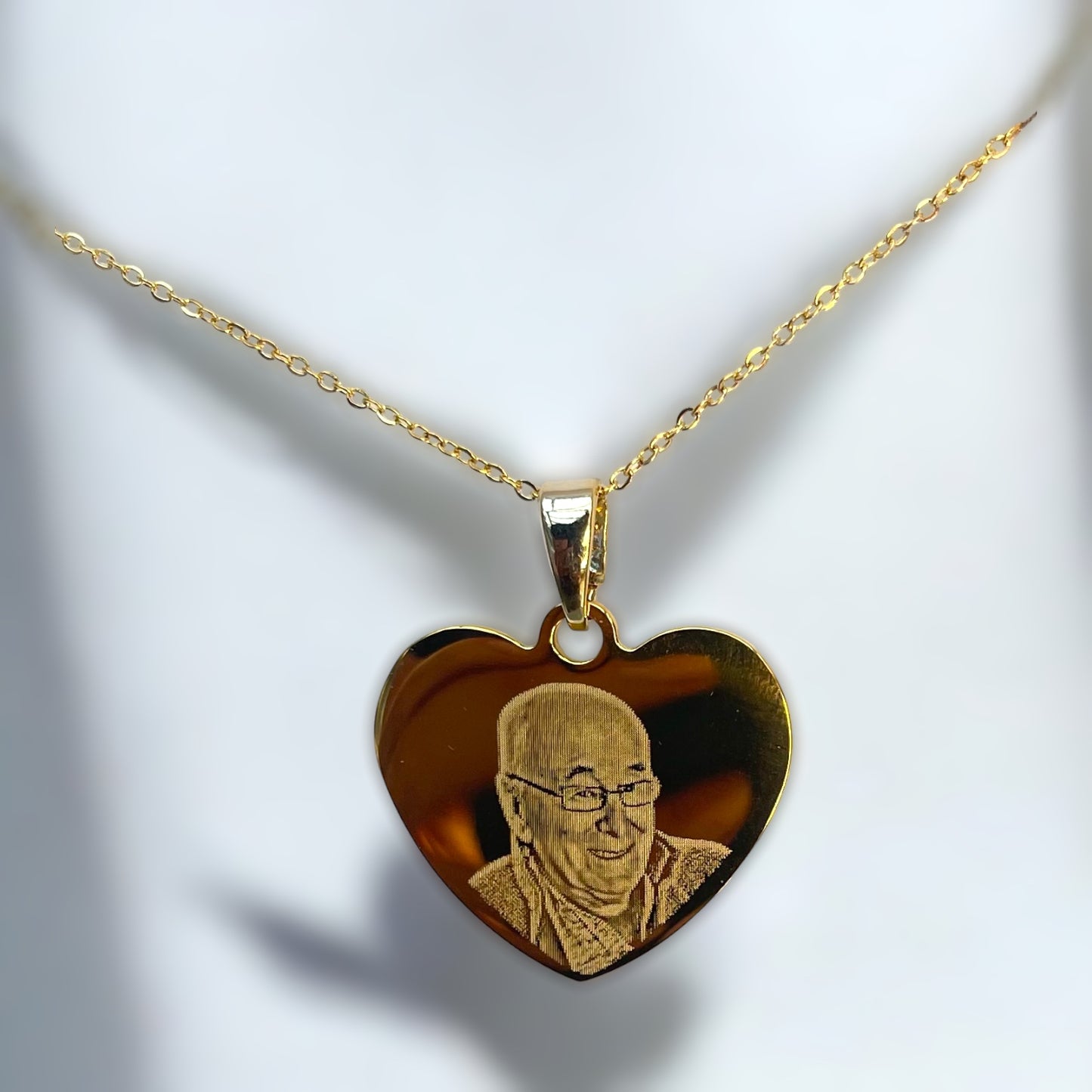 Gold classic photo engraved heart pendant necklace