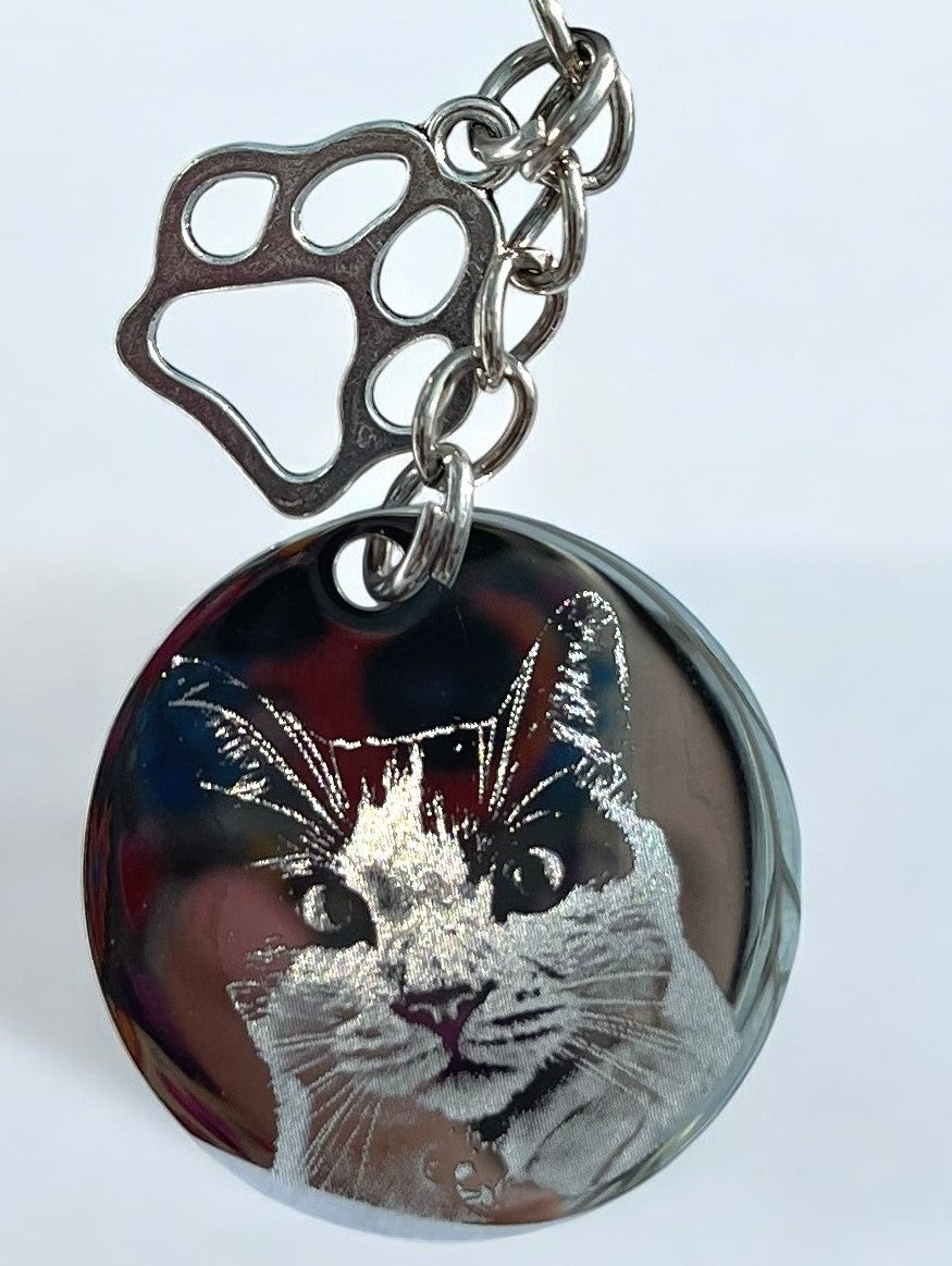 Cat photo engraved keyring