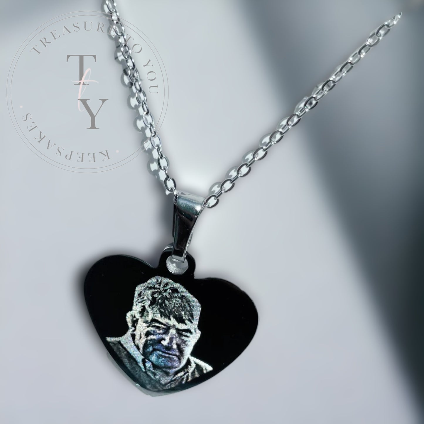 Photo engraved classic heart pendant necklace